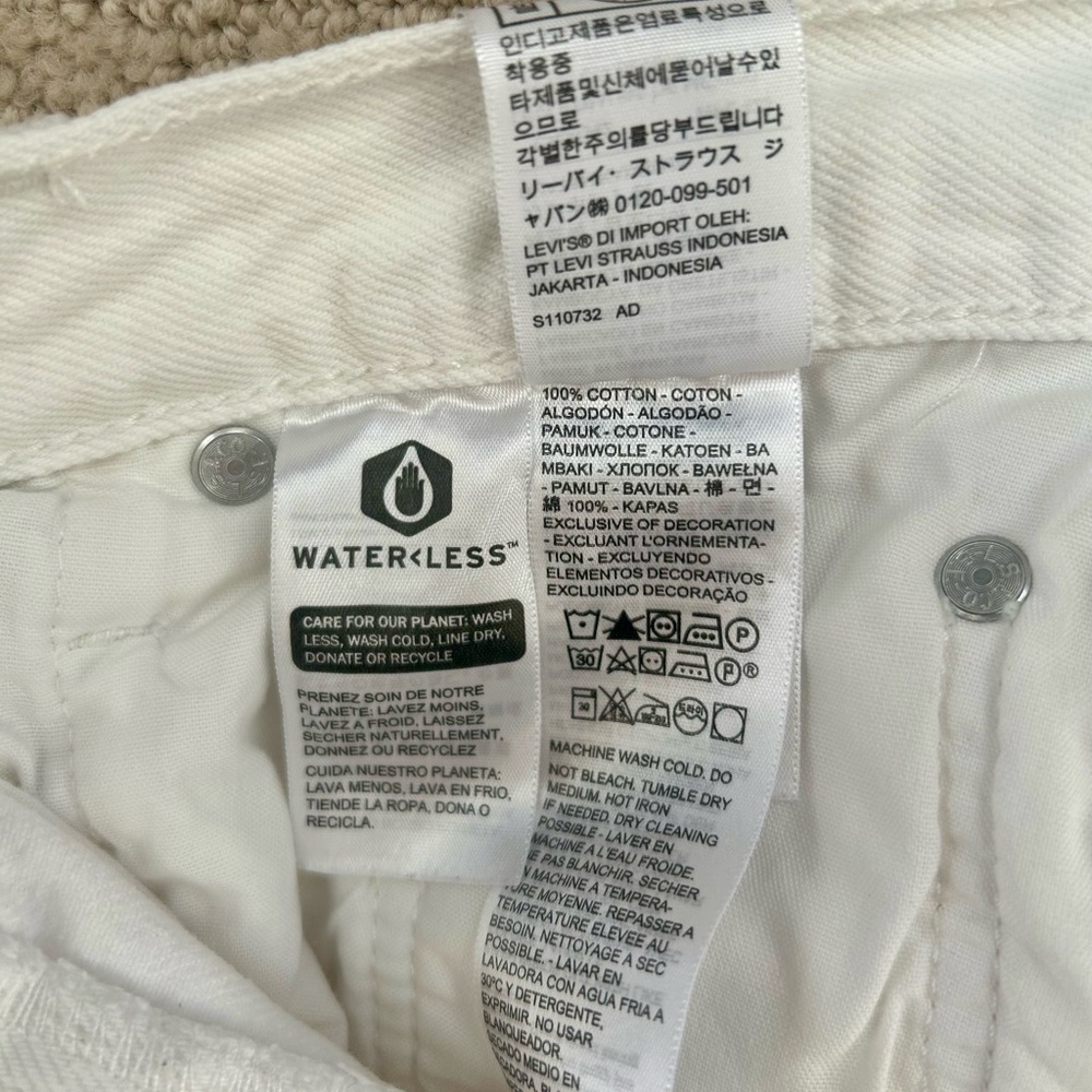 Levi’s 501 White Jeans 28x32 - Picture 10 of 11